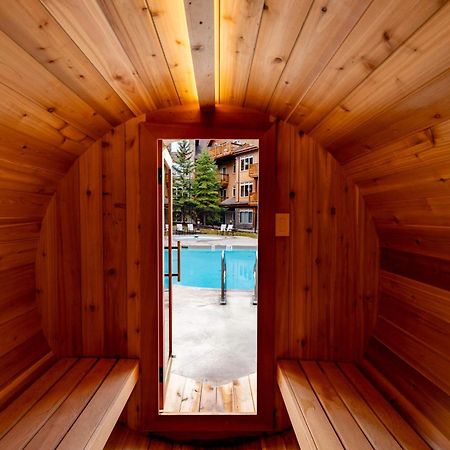 The Raven Suite At Stoneridge Mountain Resort Канмор Экстерьер фото